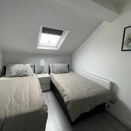 Ryan Air I Bnb - Lfc Apartments Liverpool Exterior foto