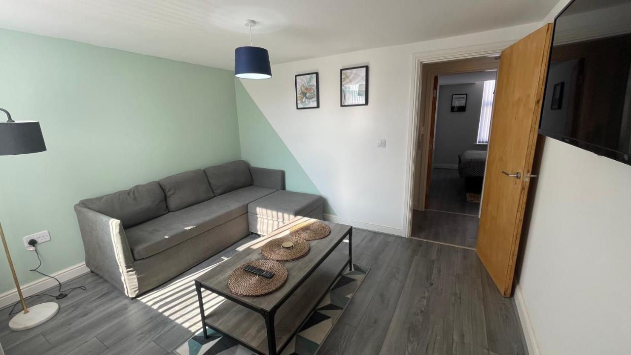 Ryan Air I Bnb - Lfc Apartments Liverpool Exterior foto